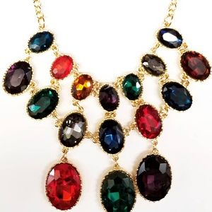 Everyday wear statement necklace